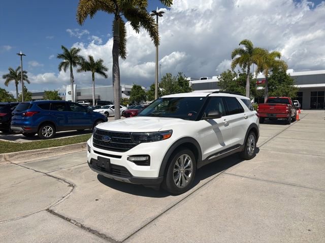 Certified 2021 Ford Explorer XLT w/ Equipment Group 202A RWD image 1