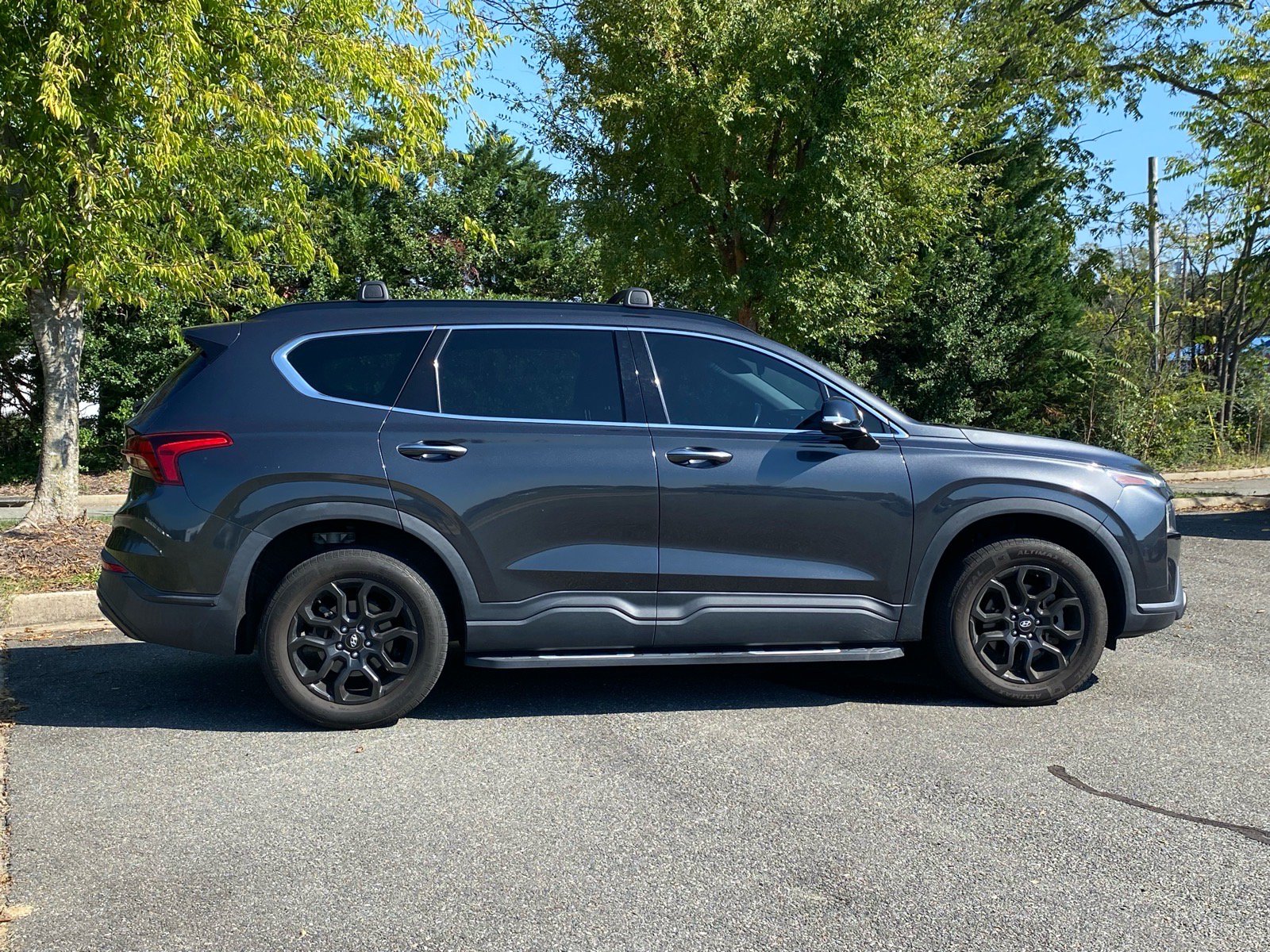 Used 2023 Hyundai Santa Fe XRT AWD/4WD image 3