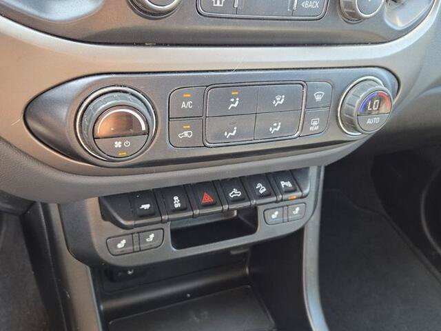 Used 2019 Chevrolet Colorado Z71 RWD image 21