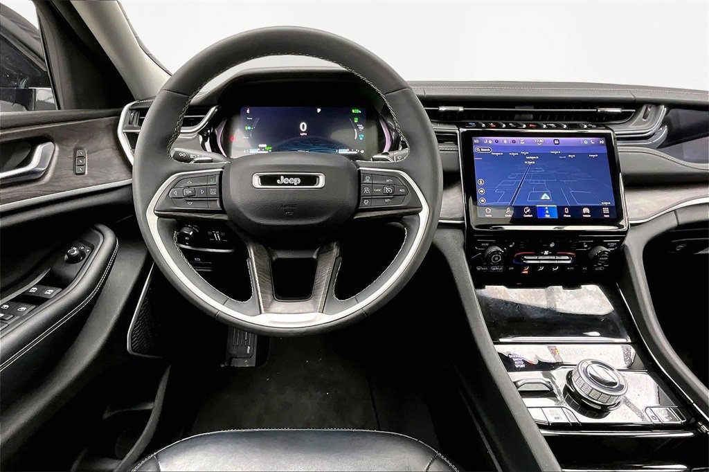 Used 2022 Jeep Grand Cherokee Limited 4xe image 7