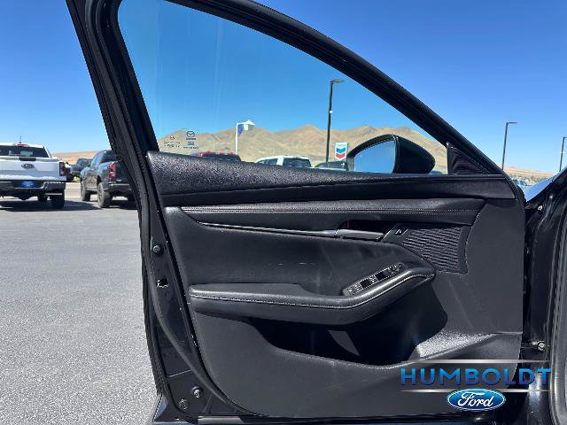 Used 2024 MAZDA MAZDA3 s FWD image 11