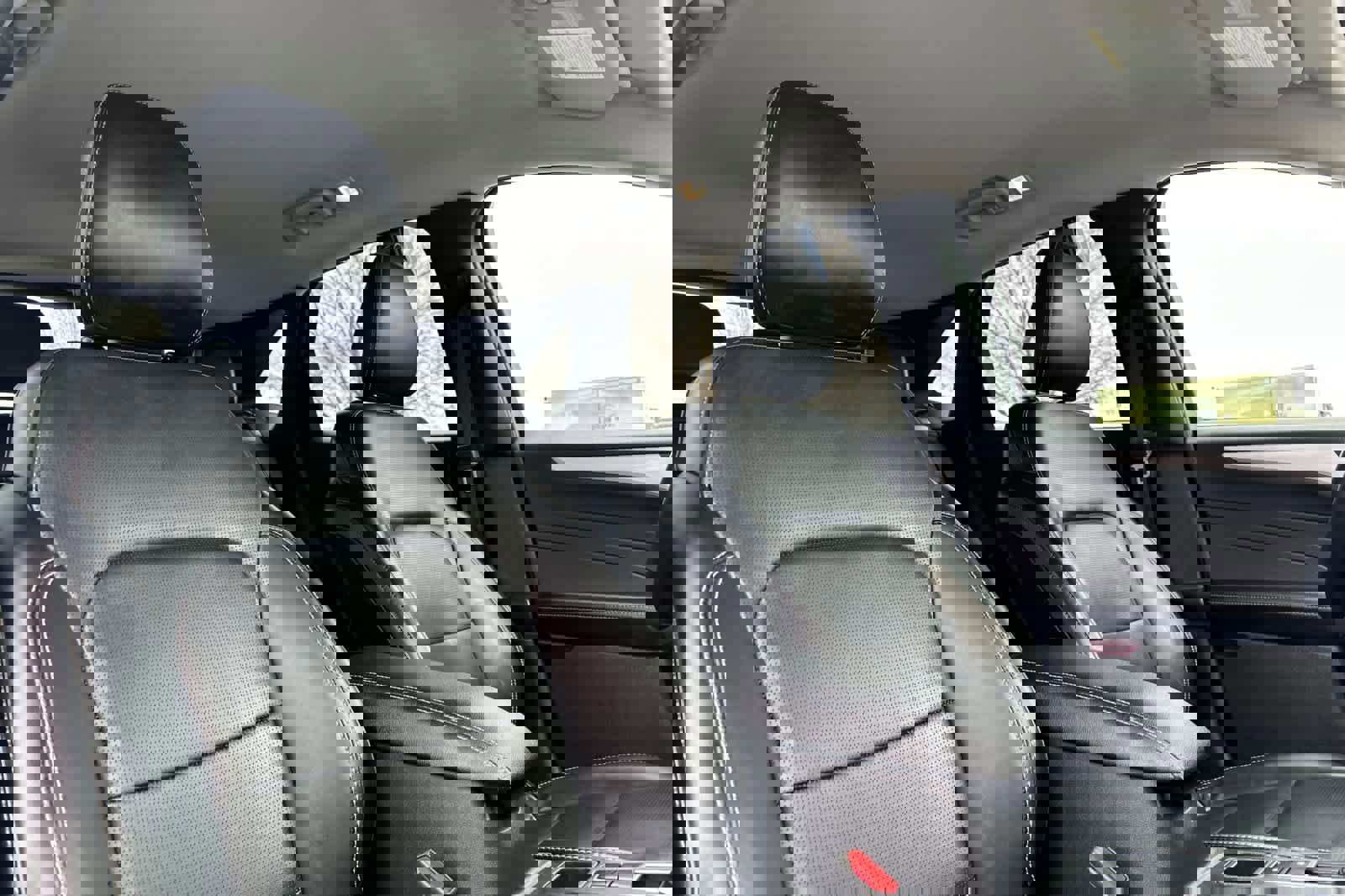 Certified 2025 Ford Escape Platinum image 17