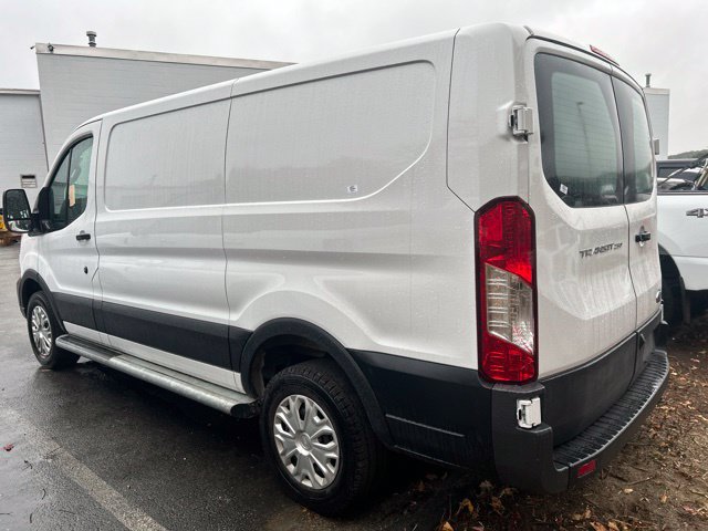 Certified 2025 Ford Transit 250 Low Roof w/ Exterior Upgrade Package RWD image 5
