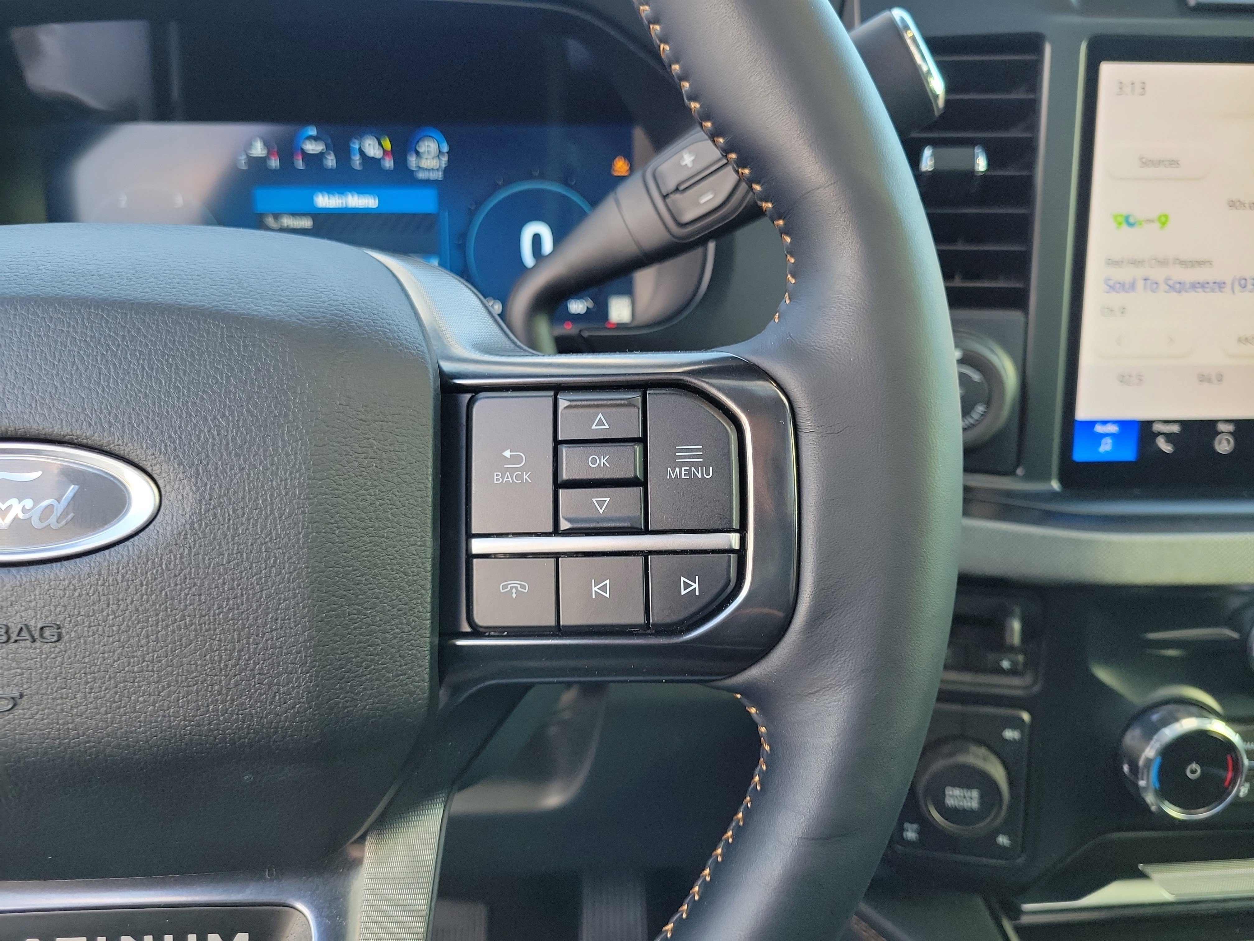 Certified 2024 Ford F350 Platinum image 24