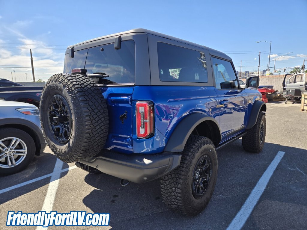 Certified 2021 Ford Bronco First Edition AWD/4WD image 3