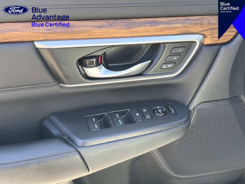 Used 2020 Honda CR-V Touring image 17