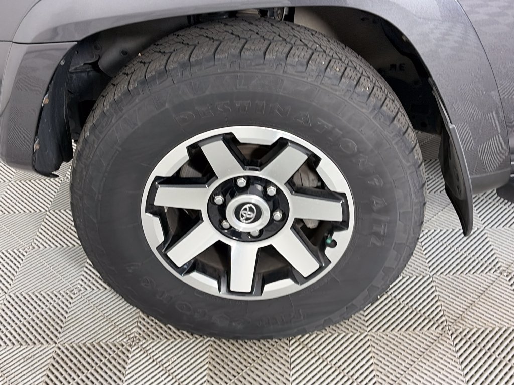 Used 2020 Toyota 4Runner TRD Off-Road Premium w/ Moonroof Package AWD/4WD image 8