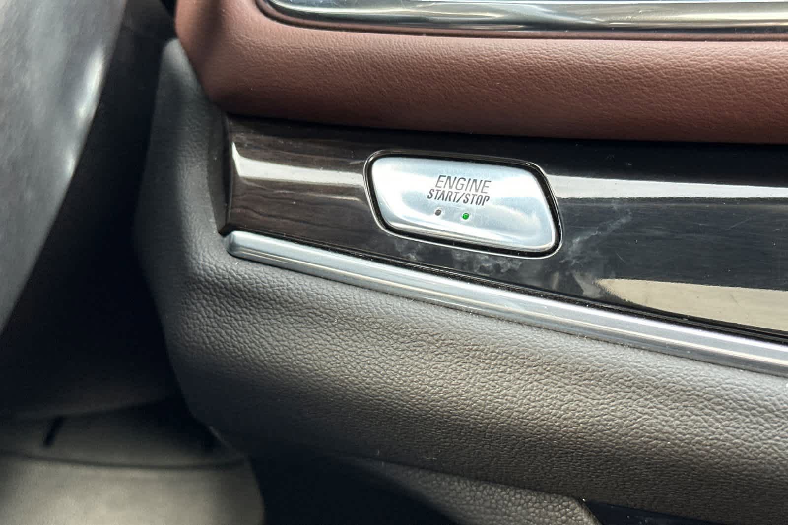 Used 2021 Buick Enclave Avenir w/ Avenir Technology Package image 25