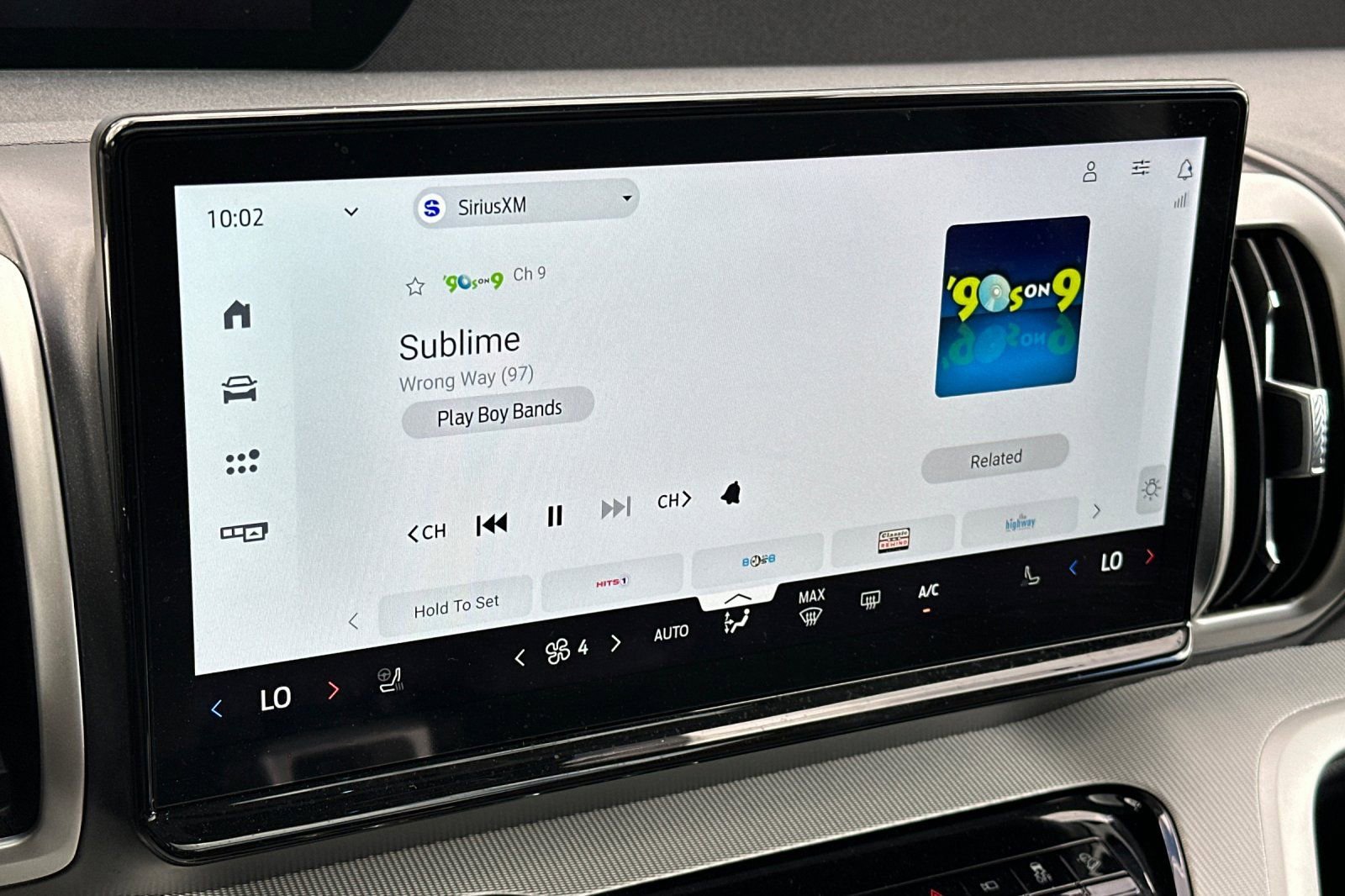 Certified 2025 Ford Expedition Active image 17