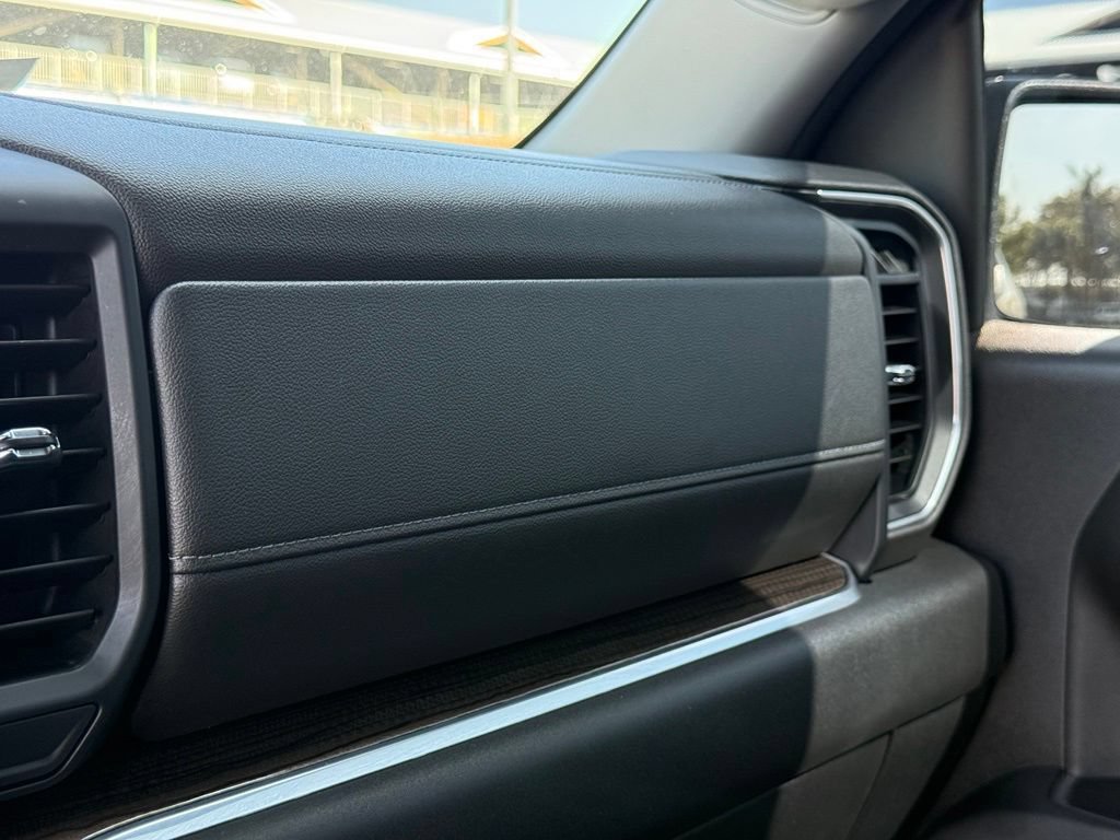 Used 2022 Chevrolet Silverado 1500 RST w/ Protection Package RWD image 9