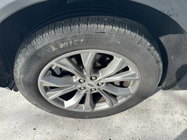 Certified 2023 Ford Explorer XLT w/ Equipment Group 202A image 6