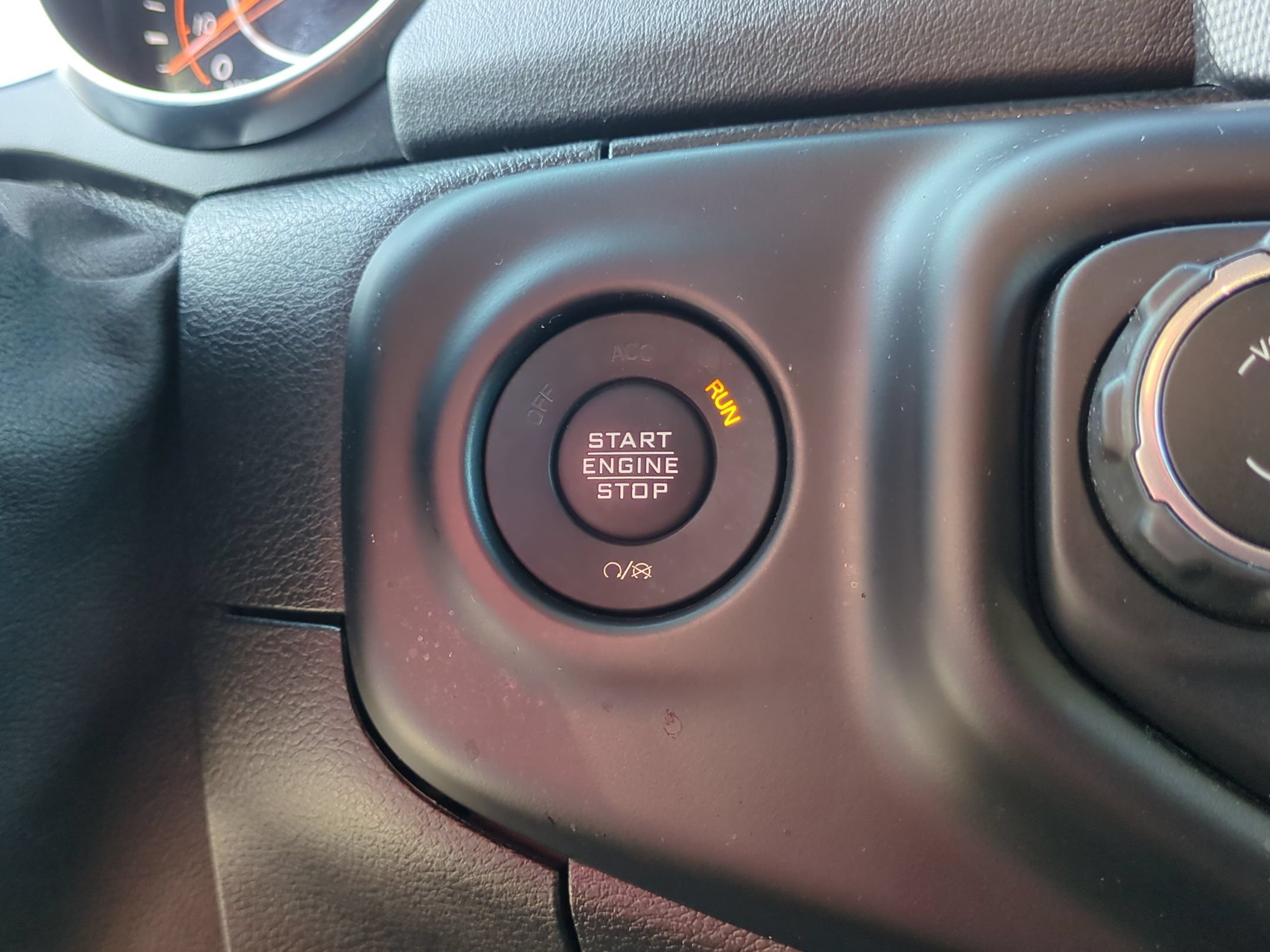 Used 2021 Jeep Wrangler Unlimited Sahara AWD/4WD image 27