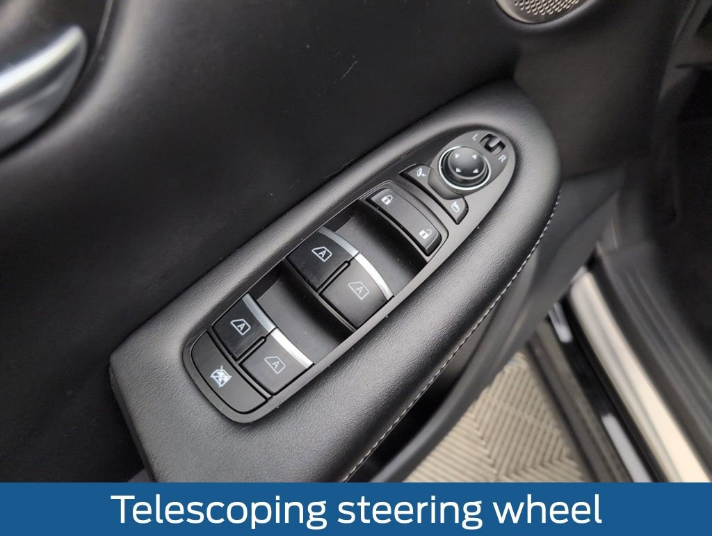 Used 2023 INFINITI QX50 Sport image 42