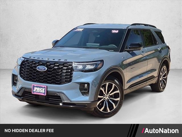 Certified 2026 Ford Explorer ST-Line RWD image 1