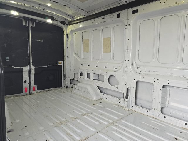 Certified 2017 Ford Transit 250 148 Medium Roof RWD image 15