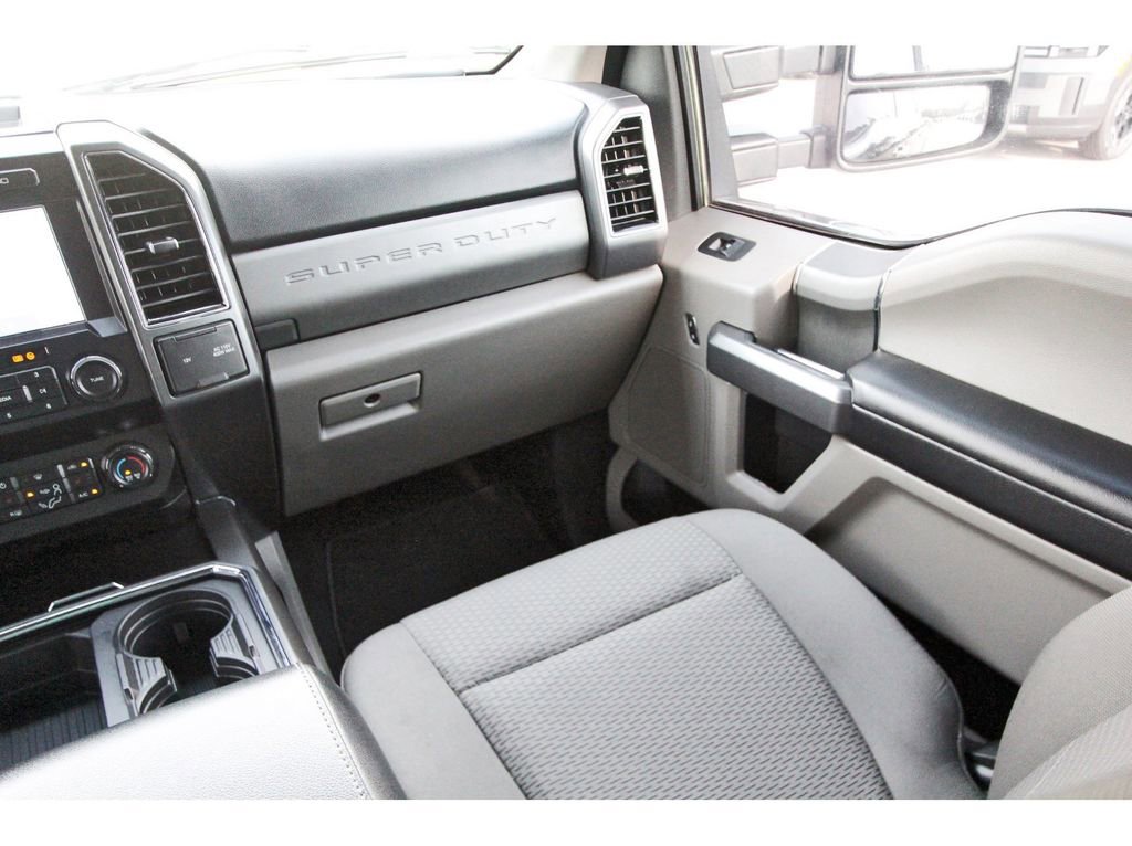 Certified 2022 Ford F250 XLT w/ XLT Premium Package AWD/4WD image 13