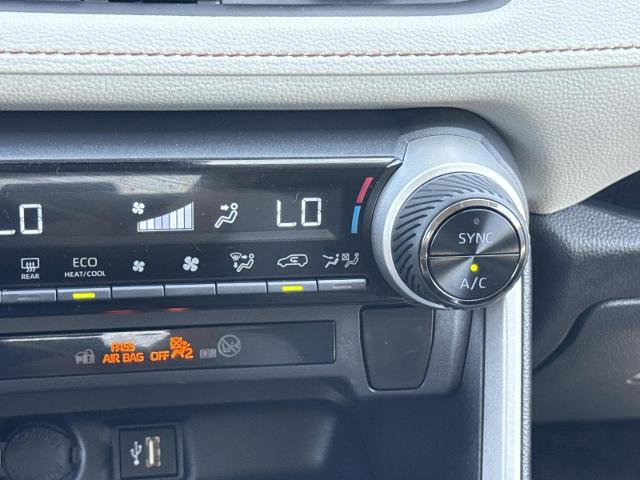 Used 2025 Toyota RAV4 XLE w/ Convenience Package AWD/4WD image 25