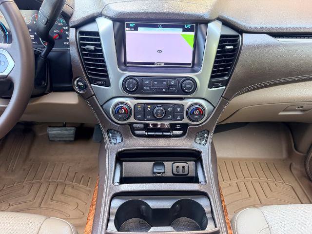 Used 2017 Chevrolet Suburban Premier AWD/4WD image 23
