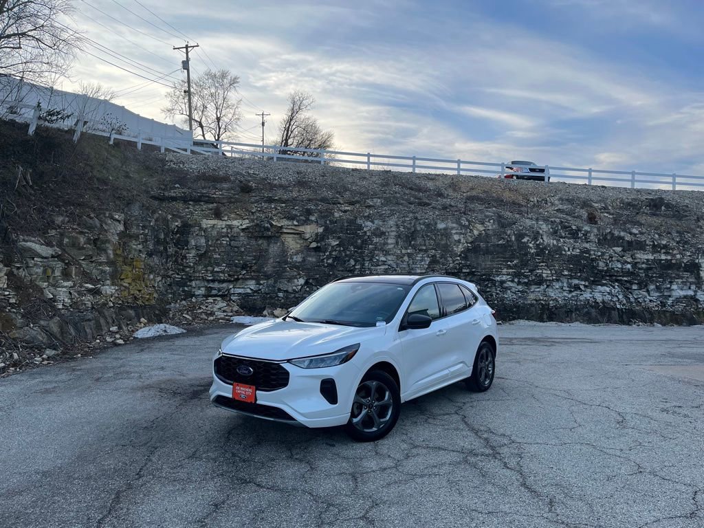 Certified 2024 Ford Escape ST-Line w/ Tech Pack #1 image 1