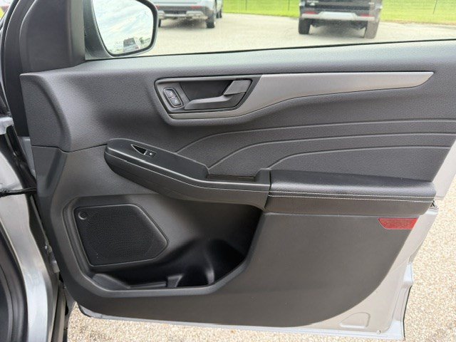 Certified 2024 Ford Escape Active AWD/4WD image 36