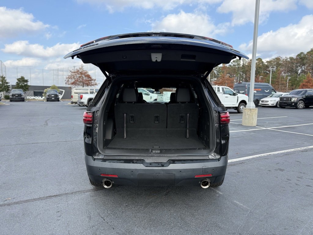 Used 2022 Chevrolet Traverse RS image 9