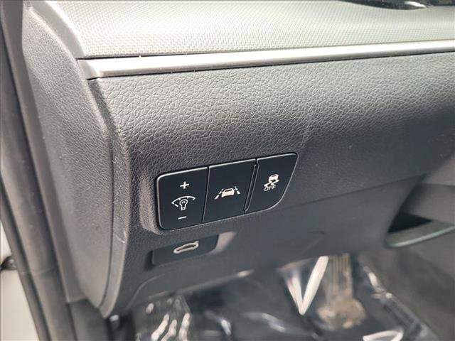 Used 2022 Kia K5 GT-Line FWD image 9