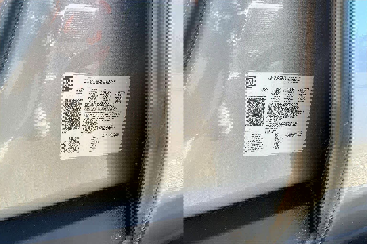 Used 2023 Chevrolet Suburban LT w/ Luxury Package image 36