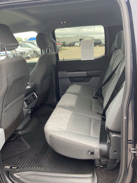 Certified 2021 Ford F150 XLT w/ Trailer Tow Package AWD/4WD image 9