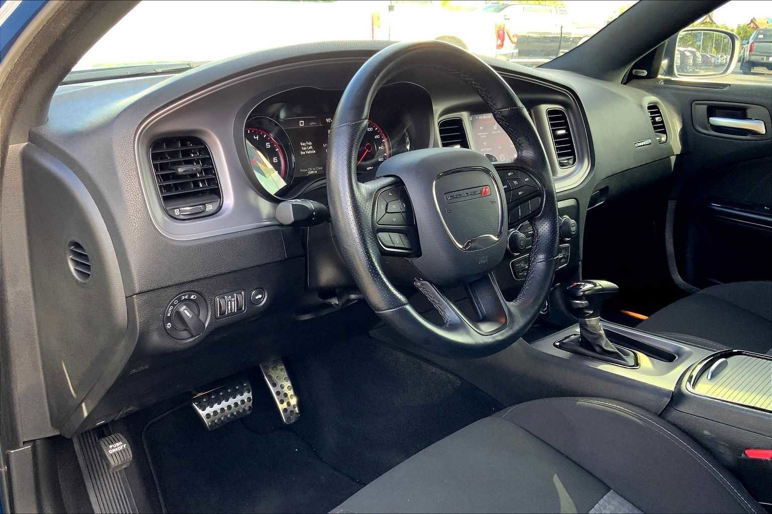 Used 2023 Dodge Charger R/T w/ Blacktop Package image 8