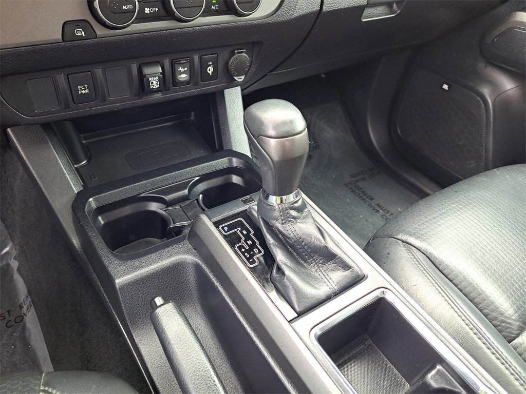 Used 2019 Toyota Tacoma TRD Sport image 21