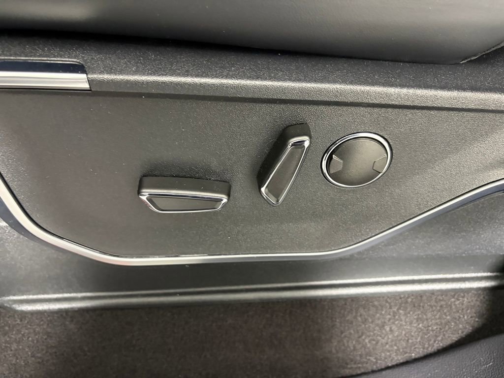 Certified 2024 Ford F150 Raptor AWD/4WD image 15