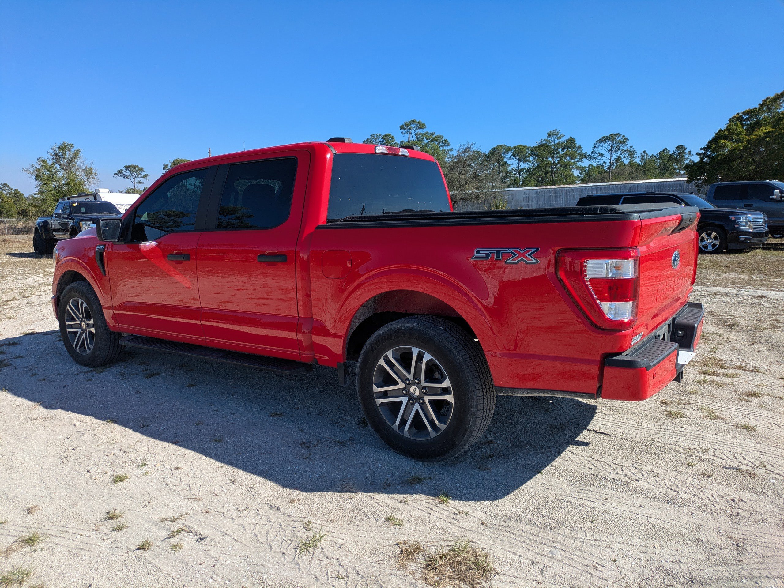 Certified 2021 Ford F150 XL w/ STX Appearance Package image 6