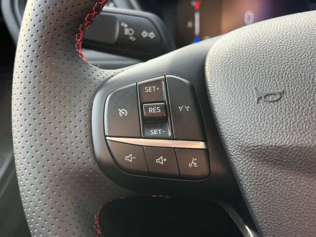 Certified 2023 Ford Escape ST-Line AWD/4WD image 27