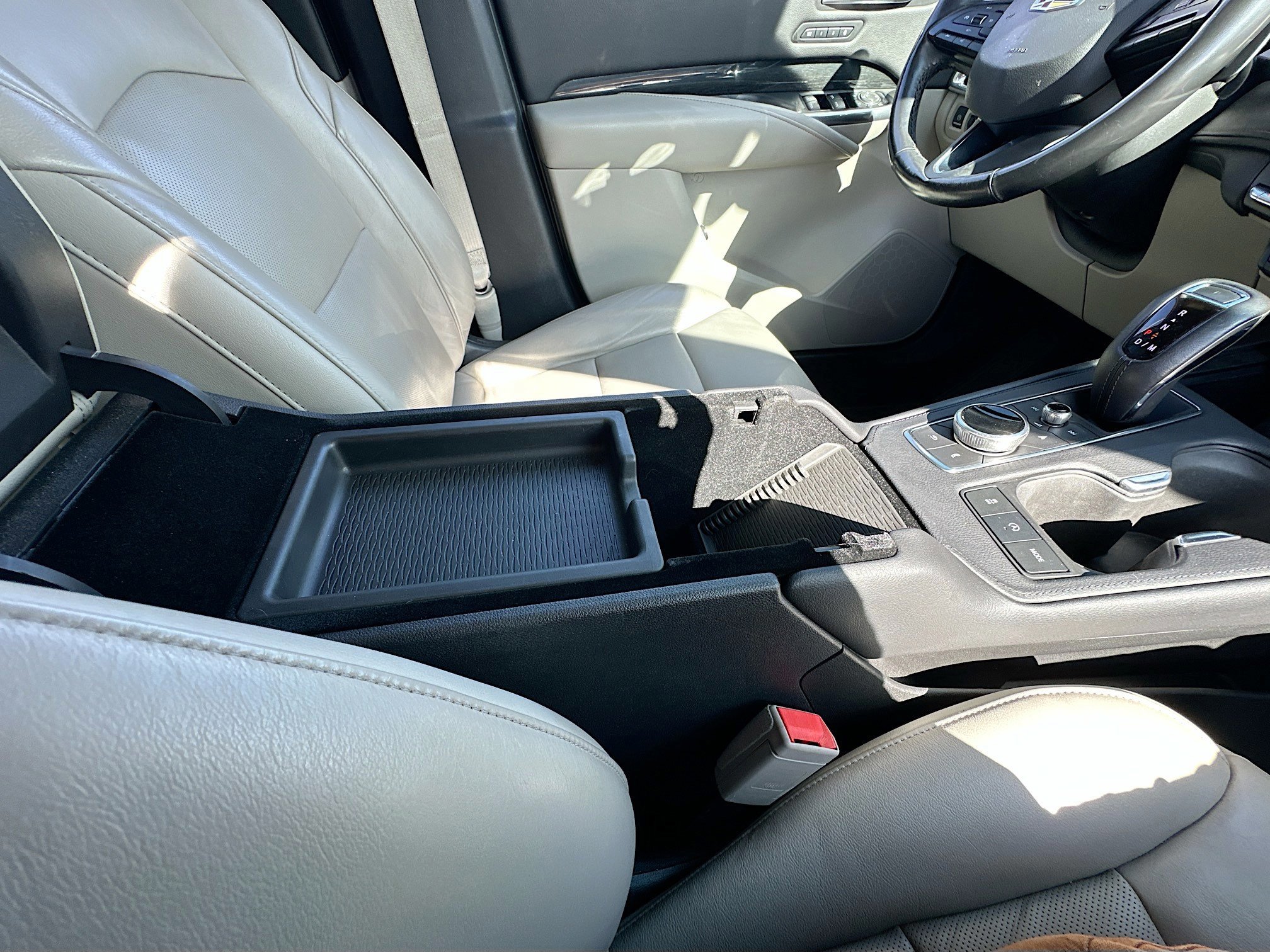 Used 2019 Cadillac XT4 Premium Luxury image 35