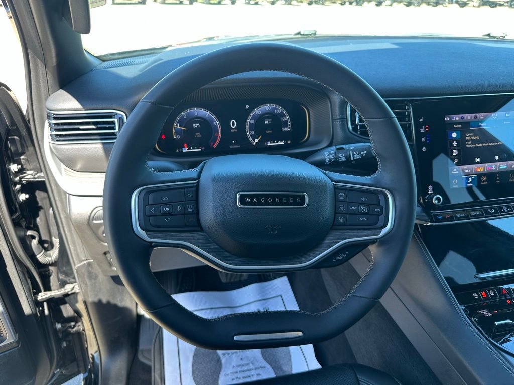 Used 2024 Jeep Wagoneer Series II w/ Flexible Seating Group image 16