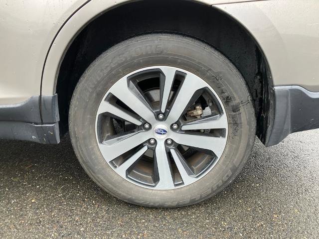Used 2018 Subaru Outback 2.5i Limited image 13
