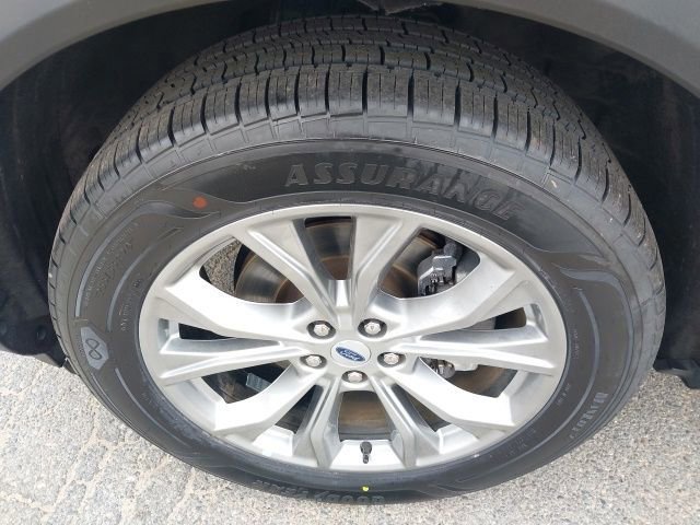 Certified 2023 Ford Explorer Limited image 14