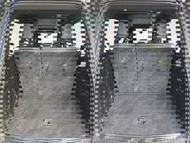 Used 2022 Jeep Wagoneer Series III w/ Rear Seat Video Group 1 image 6