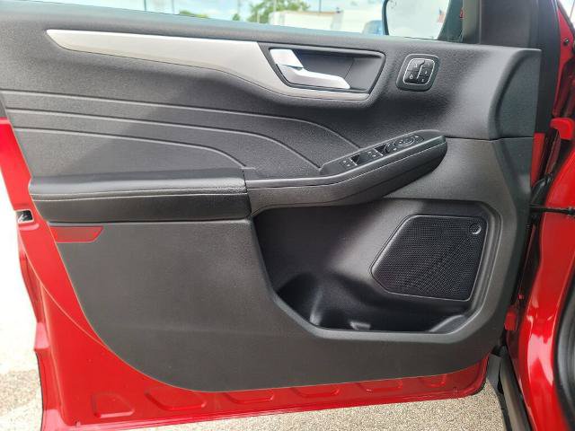 Certified 2023 Ford Escape Platinum AWD/4WD image 12