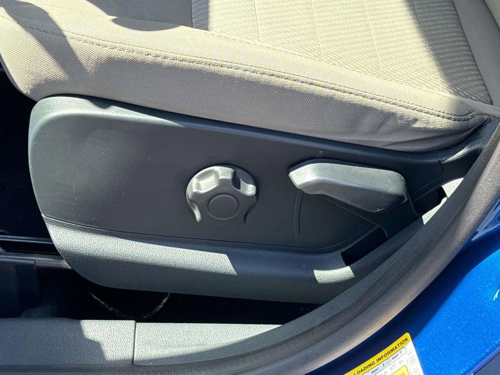 Certified 2019 Ford EcoSport S image 23
