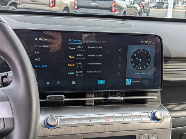 Used 2025 Hyundai Kona SEL image 21