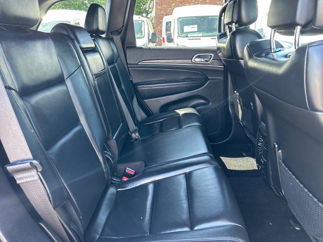 Used 2021 Jeep Grand Cherokee Limited AWD/4WD image 21