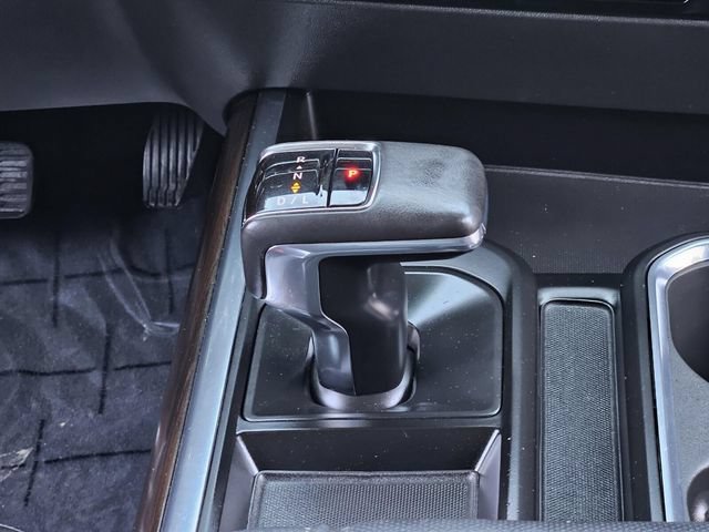 Used 2022 GMC Sierra 1500 SLT AWD/4WD image 32