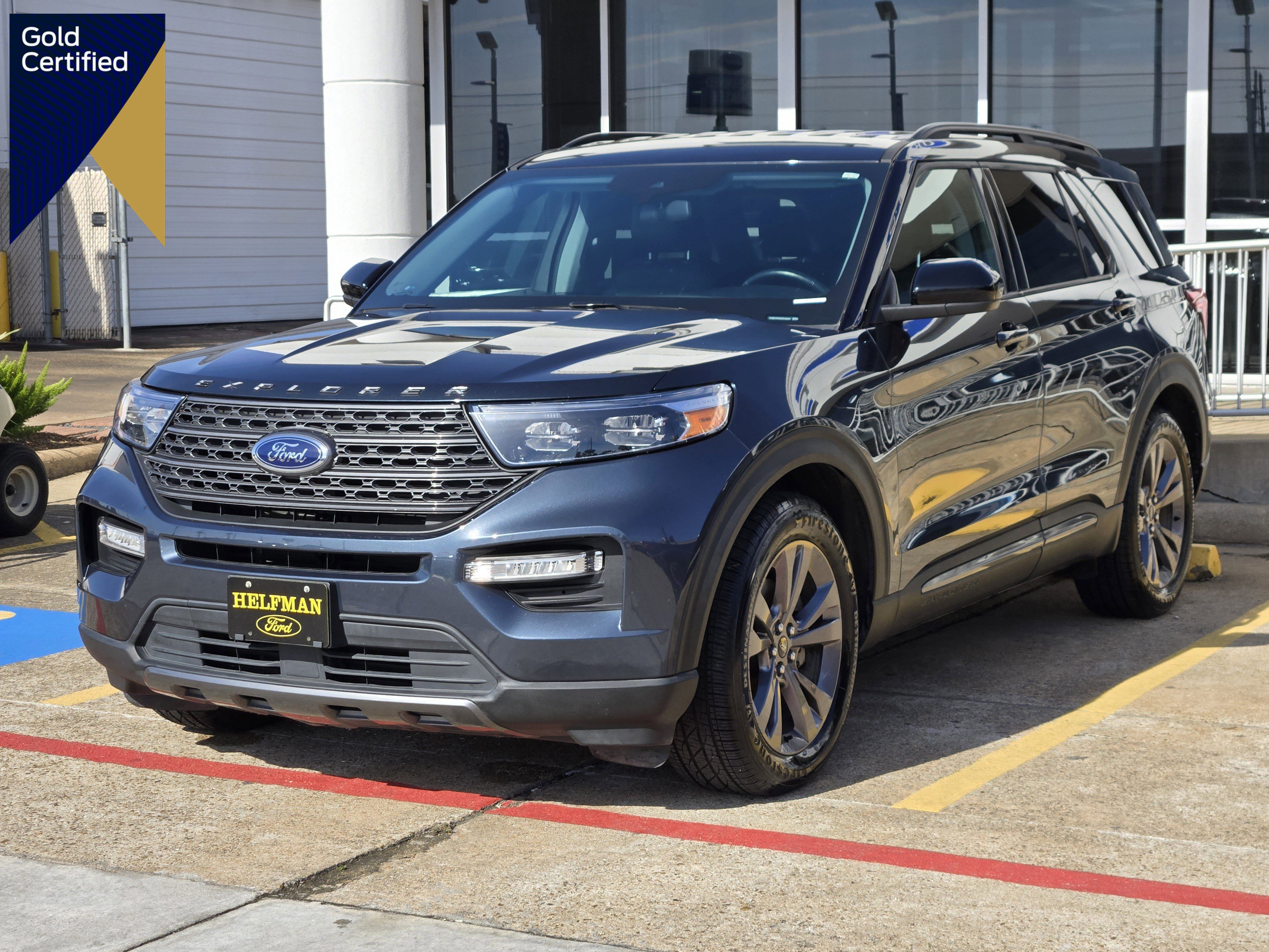 Certified 2022 Ford Explorer XLT w/ Equipment Group 202A image 1