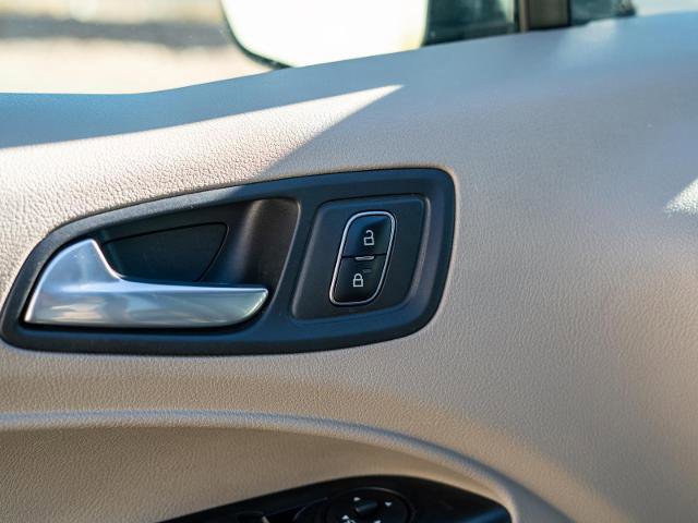 Certified 2023 Ford Transit Connect XLT w/ XLT Premium Package image 16