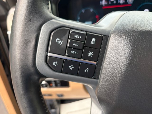 Certified 2024 Ford F350 Lariat w/ Lariat Ultimate Package AWD/4WD image 10