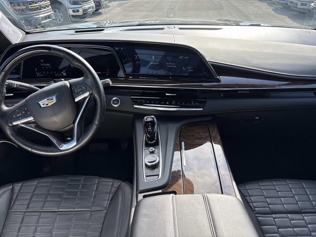 Used 2024 Cadillac Escalade Sport Platinum w/ Heavy-Duty Trailer Package image 17