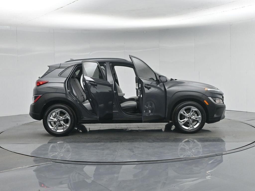 Used 2023 Hyundai Kona SEL image 35