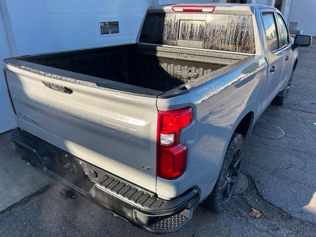 Used 2024 Chevrolet Silverado 1500 LT Trail Boss w/ Convenience Package II AWD/4WD image 5