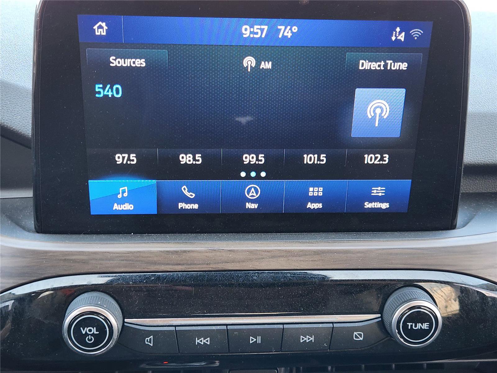 Certified 2020 Ford Escape Titanium AWD/4WD image 14